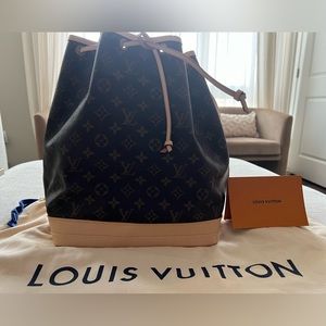 Newly Refurbished LOUIS VUITTON NOE GM. Measures 11"L x 14"H x 7.5"D. PRISTINE!